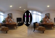 Layza Teeny Model Naked In Photoshoot 3D VR180 Backstage