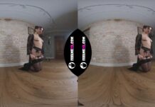 Virtual Reality Nude Photo Shoot Backstage With Babe Francheska